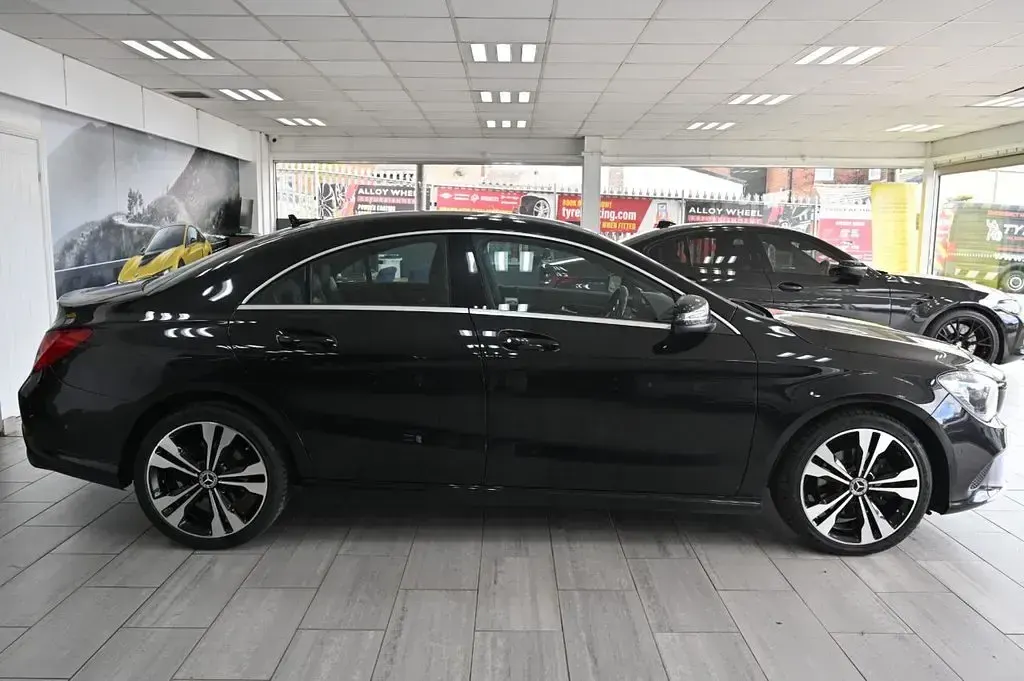 Used Mercedes CLA220 177 HP (130 kW) 2018 Black Coupe