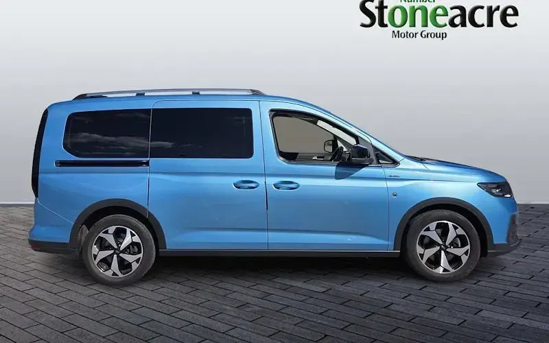 Used Ford Tourneo Connect Active 122 HP (89 kW) 2026 MPV