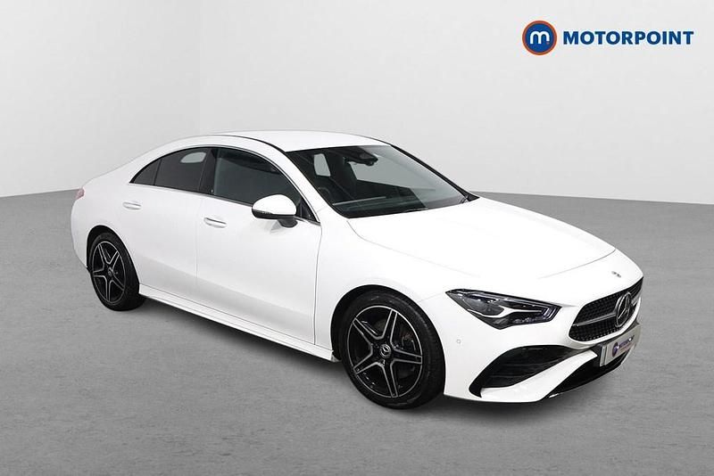 Used Mercedes CLA200 Executive 163 HP (119 kW) 2025 White Coupe