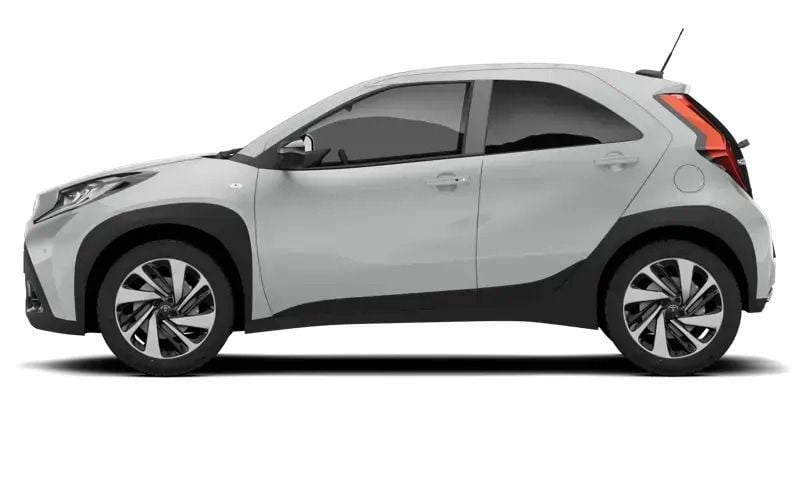 Used 2024 Toyota Aygo PURE Hatchback | £13,001 (Good price) - Image 1/1