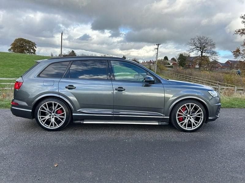 Used Audi SQ7 Business 435 HP (319 kW) 2017 Grey SUV