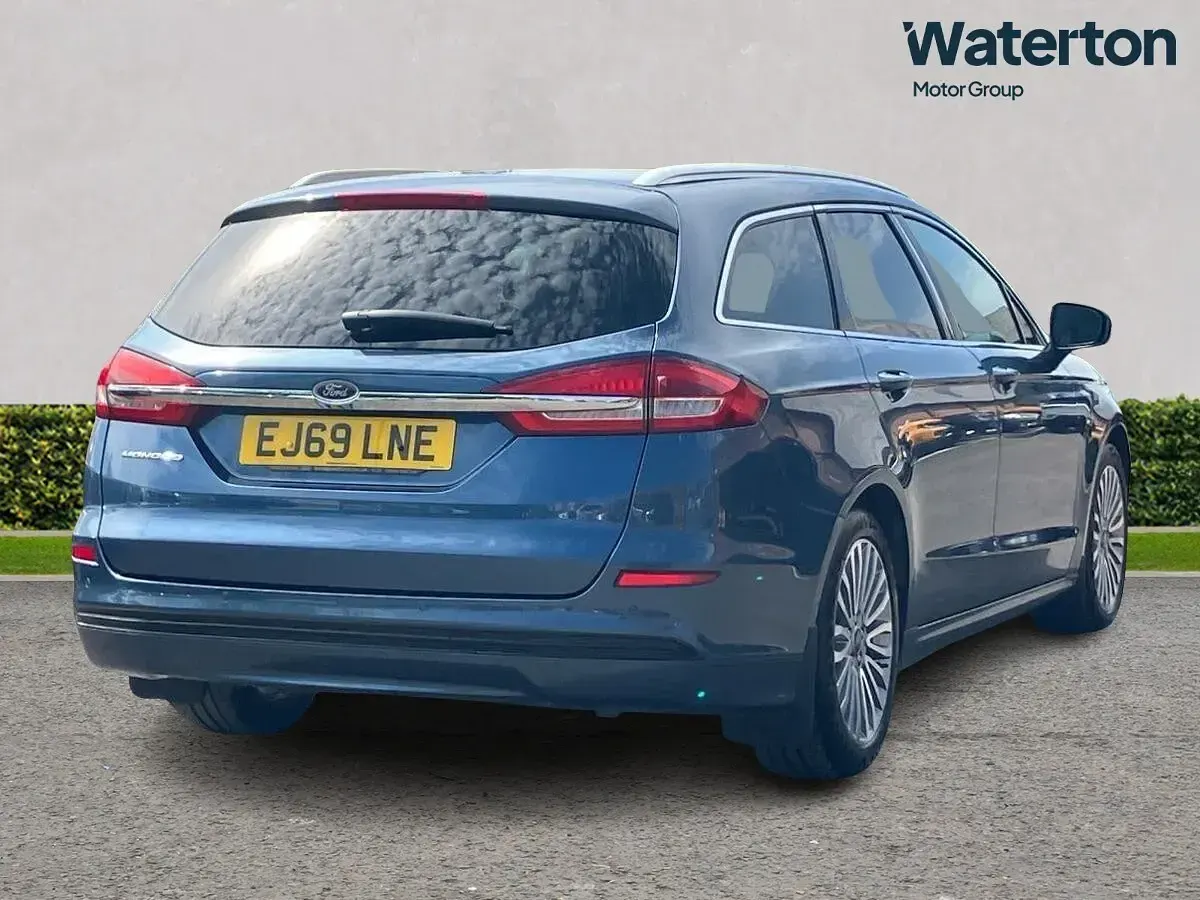 Used Ford Mondeo Titanium 150 HP (110 kW) 2019 Blue Estate