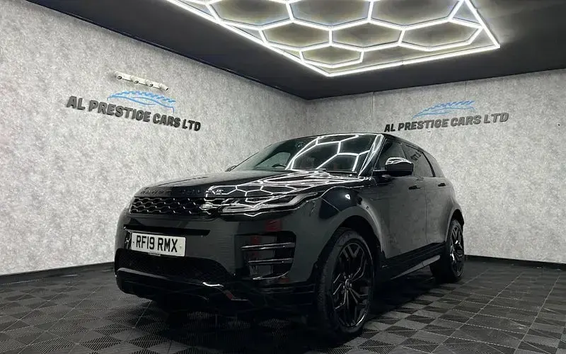 Used Land Rover Range Rover evoque SE Dynamic 182 HP (133 kW) 2019 SUV