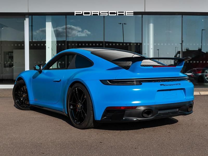 Used Porsche 911 Carrera 4 GTS 480 HP (353 kW) 2023 Blue Coupe