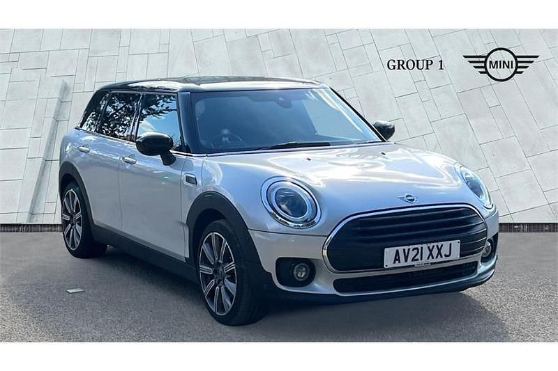 Used Mini Cooper Clubman Comfort 136 HP (100 kW) 2021 White silver Estate