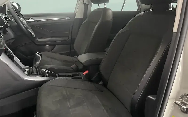Used VW T-Roc Style 150 HP (110 kW) 2025 SUV