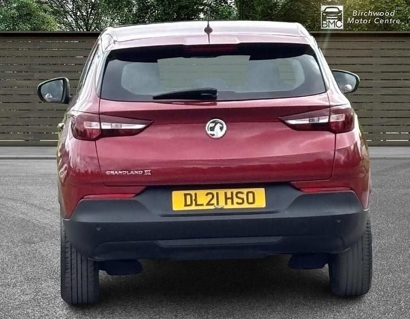Second-hand Vauxhall Grandland X S 130 CP (95 kW) 2021 Roșu SUV