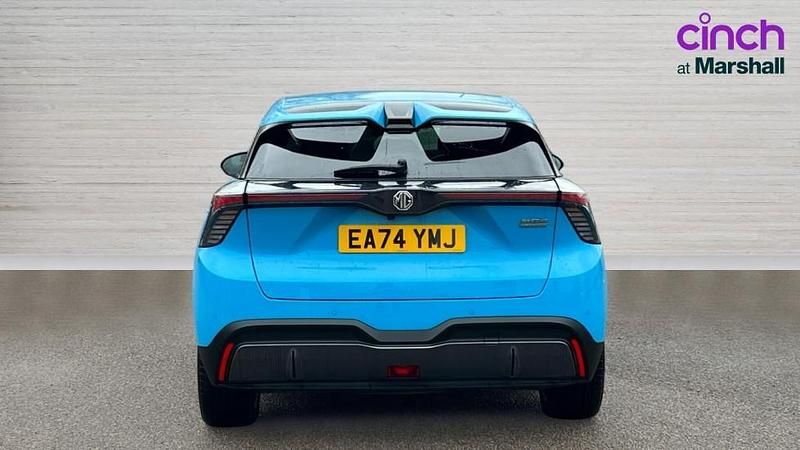 Used MG MG4 EV Trophy 149 kW (203 HP) 2024 Blue Hatchback
