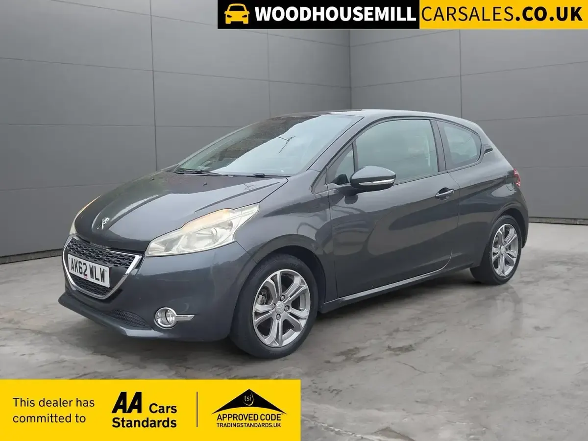 Used Peugeot 208 Active 82 HP (60 kW) 2012 Grey Hatchback