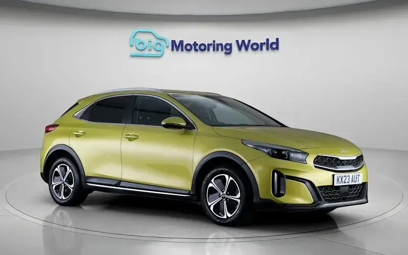 Used Kia XCeed 141 HP (103 kW) 2023 Yellow SUV