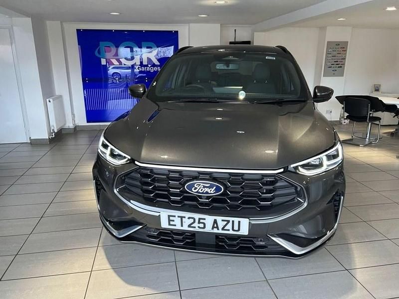 Begagnad Ford Kuga ST-Line X 2025 Grå SUV