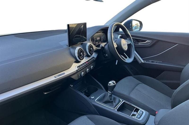 Used Audi Q2 Sport 116 HP (85 kW) 2024 Navarra blue SUV