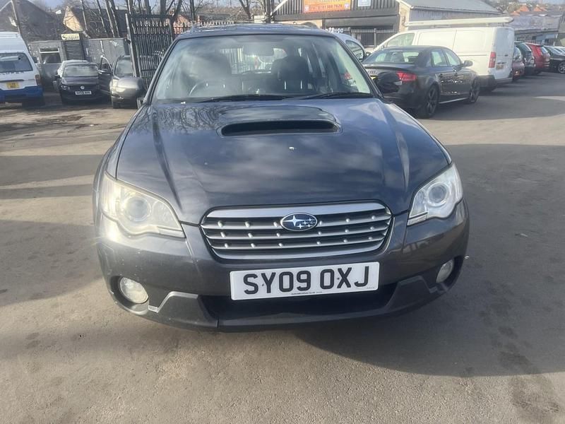 Usado Subaru Outback 2009 Gris Familiar