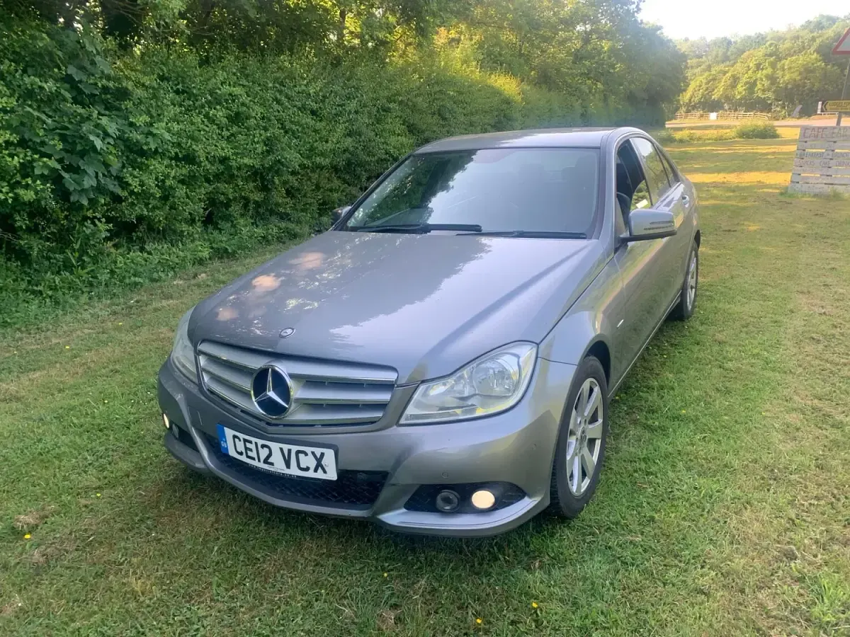 Used Mercedes C220 SE 2012 Silver Sedan