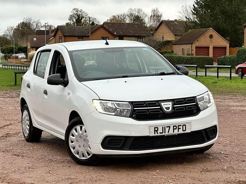 White Used 2017 Dacia Sandero Ambiance Hatchback | £2,998 (Good price) - Image 1/4