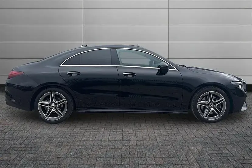 Used Mercedes CLA200 Executive 163 HP (119 kW) 2024 Cosmos black Sedan