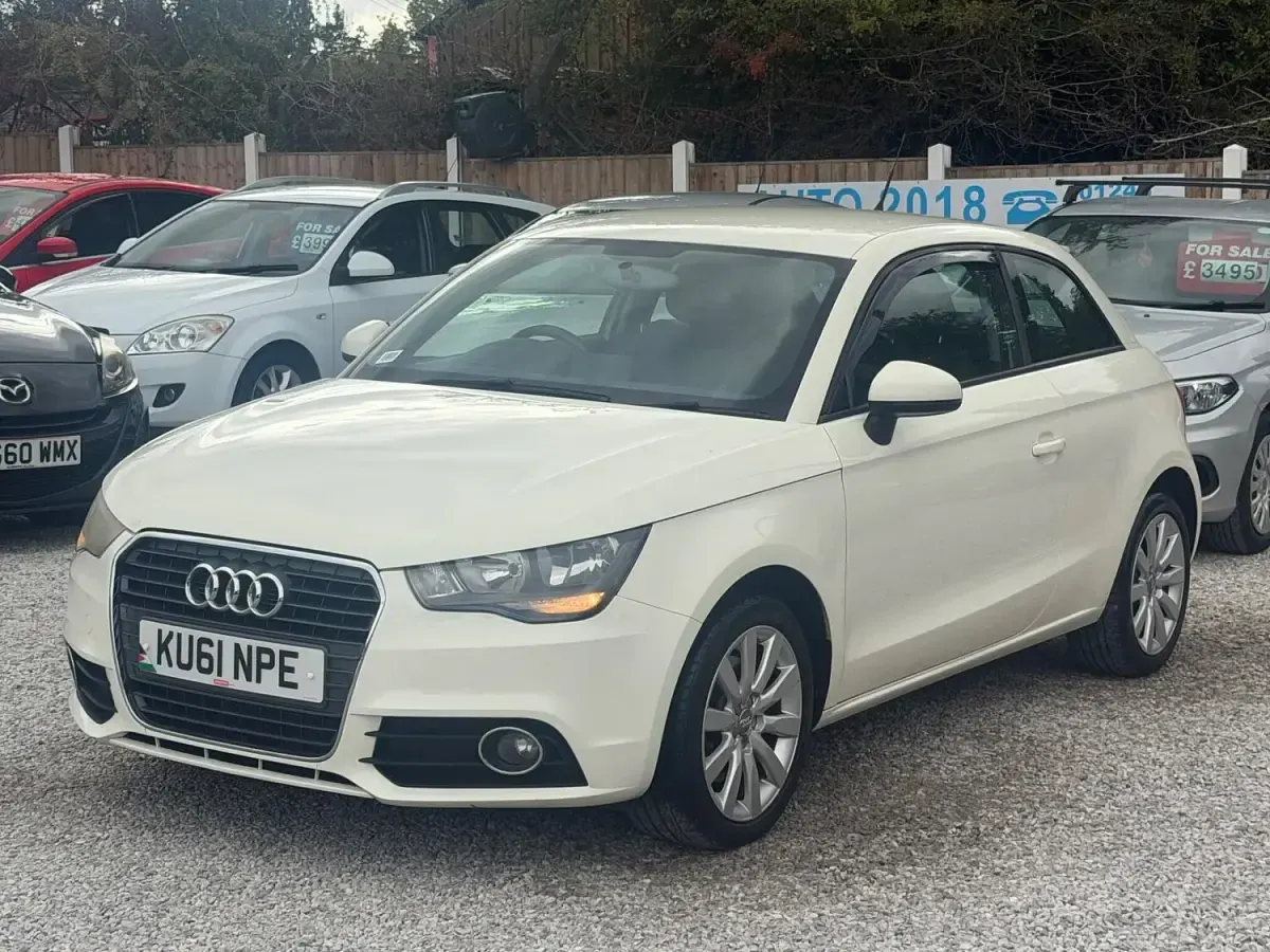 Used Audi A1 Sport 120 HP (88 kW) 2011 White Hatchback