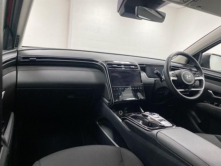 Used Hyundai Tucson SE 2022 Red SUV