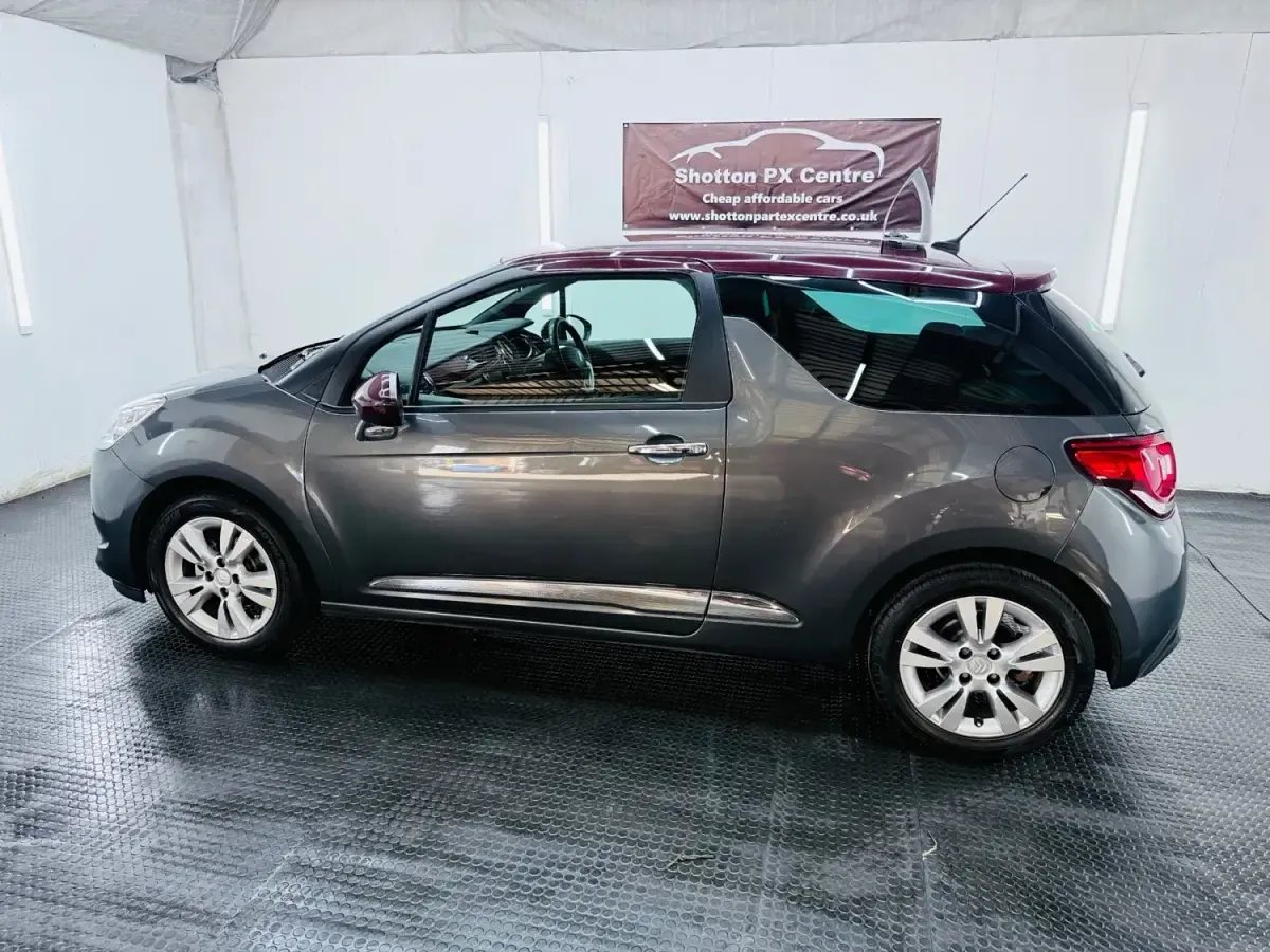 Begagnad Citroën DS3 2012 Grå Halvkombi