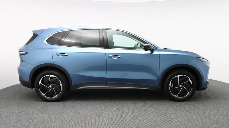 New MG MG5 EV Trophy 169 kW (231 HP) 2025 Blue Estate