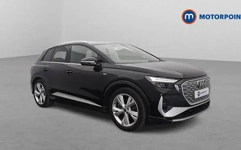 Używany Audi Q4 e-tron S-Line 150 kW (204 KM) 2023 SUV