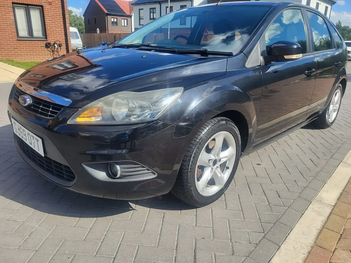 Used Ford Focus Zetec 98 HP (72 kW) 2009 Black Hatchback