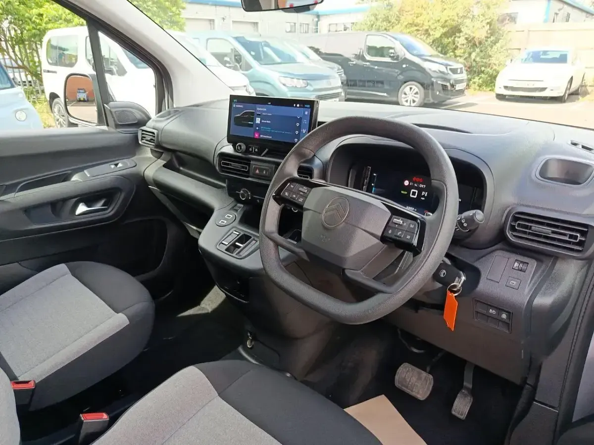 Used Citroën e-Berlingo 98 kW (134 HP) 2024 Grey MPV