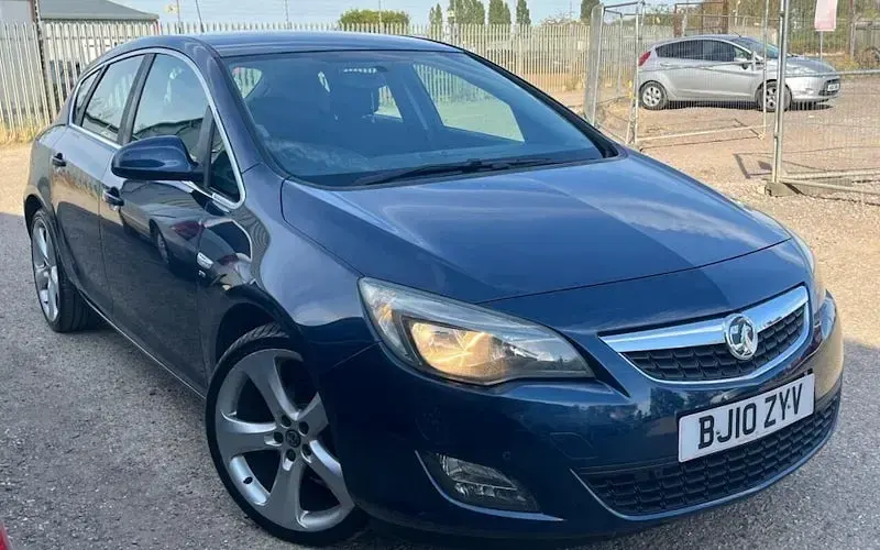 Used Vauxhall Astra SRi 116 HP (85 kW) 2010 Hatchback