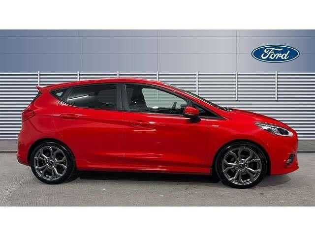 Used Ford Fiesta ST-Line 140 HP (102 kW) 2018 Red Hatchback