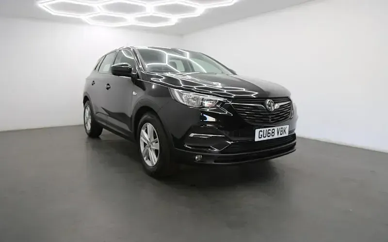Used Vauxhall Grandland X 131 HP (96 kW) 2018 SUV
