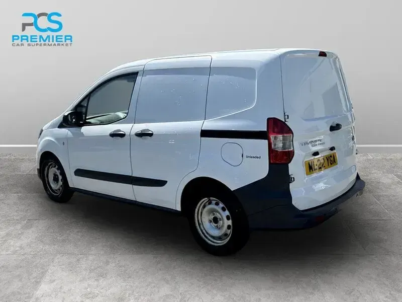 Used Ford Transit Courier 100 HP (73 kW) 2022 Frozen white (solid paint) Van
