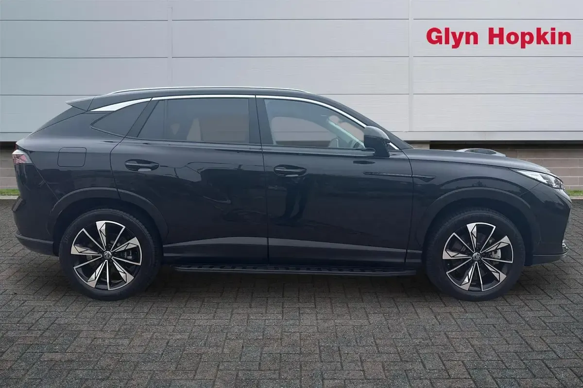 Used MG HS Trophy 299 HP (219 kW) 2025 Black SUV