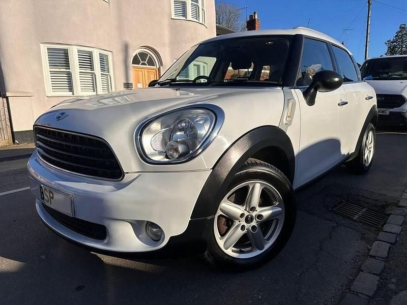 Used Mini ONE 98 HP (72 kW) 2013 White Hatchback