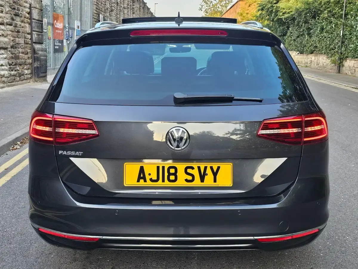 Used VW Passat GT 150 HP (110 kW) 2018 Grey Estate