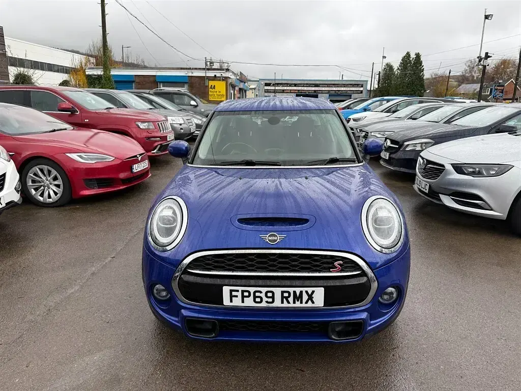 Used Mini Cooper S Classic 189 HP (139 kW) 2019 Blue Hatchback