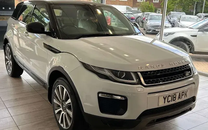 Begagnad Land Rover Range Rover evoque SE 179 HK (131 kW) 2018 Halvkombi