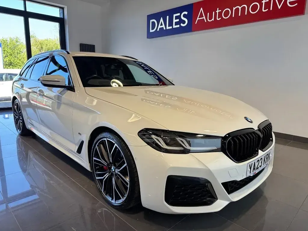 Used BMW 520 M Sport 2023 White Sedan