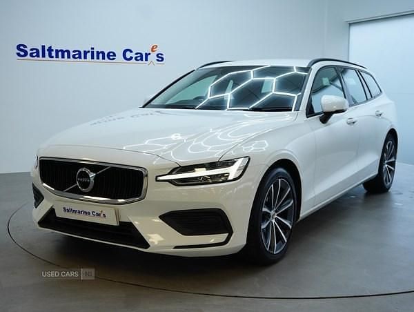 Used Volvo V60 Momentum 163 HP (119 kW) 2021 White Estate