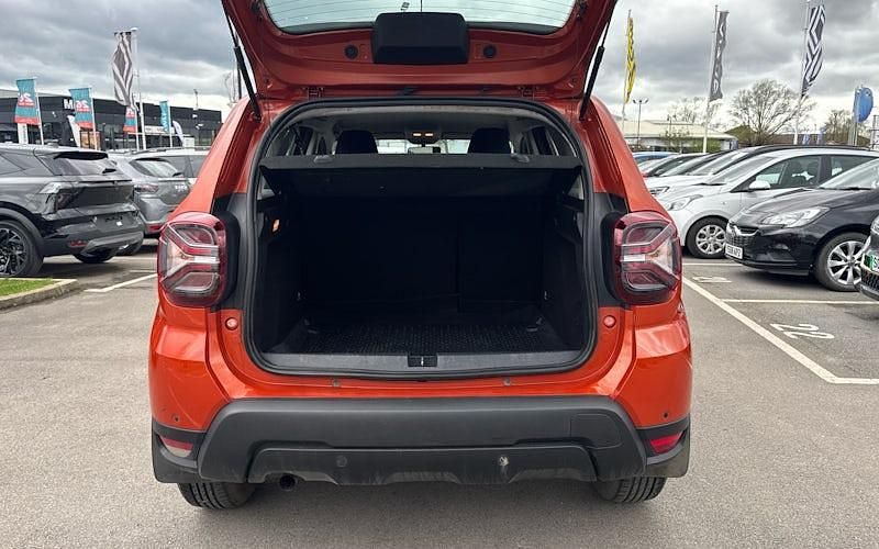 Used Dacia Duster Comfort 91 HP (66 kW) 2022 Orange SUV