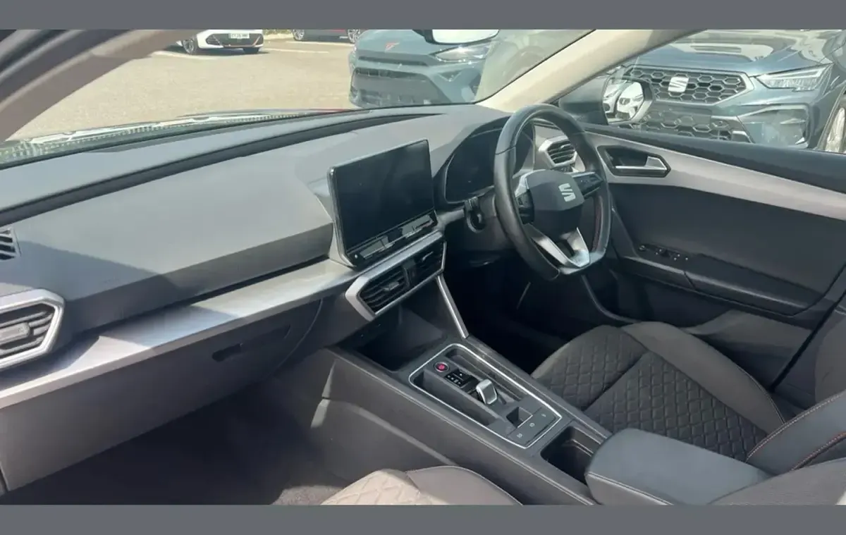 Usata Seat Leon FR 272 CV (200 kW) 2022 Nero Station wagon