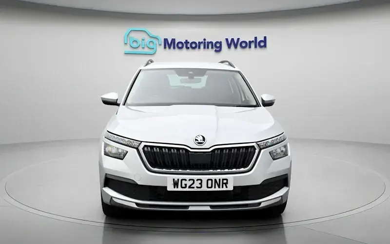 Used Skoda Kamiq SE Drive 95 HP (69 kW) 2023 Silver SUV