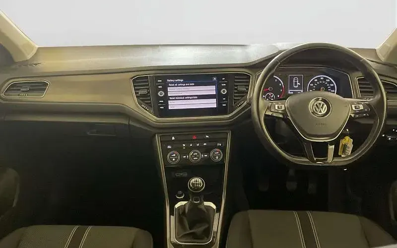 Gebraucht VW T-Roc SE 150 PS (110 kW) 2021 SUV