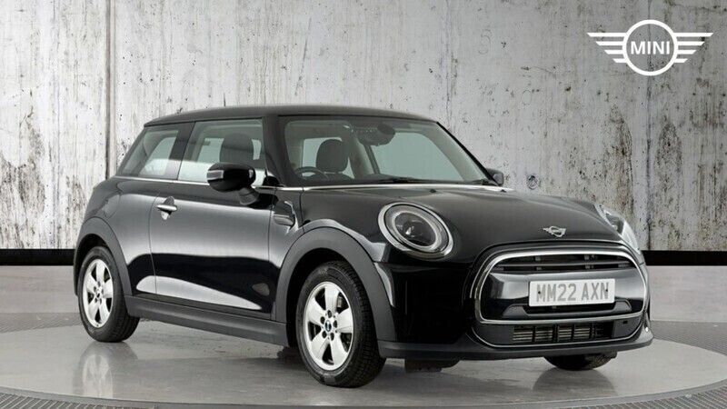 Black Used 2022 Mini Cooper Classic Hatchback | £15,791 (Good price) - Image 1/4