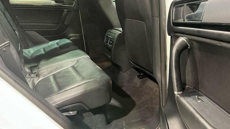 Used VW Touareg R-line 2016 White SUV