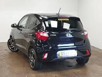 Used Hyundai i10 Premium 84 HP (61 kW) 2024 Black Hatchback