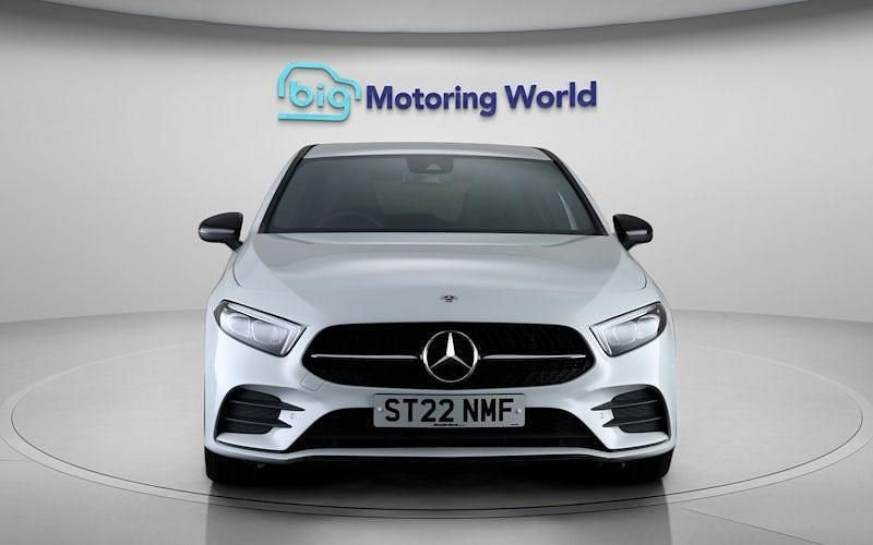 Used Mercedes A200 Executive 163 HP (119 kW) 2022 White Hatchback