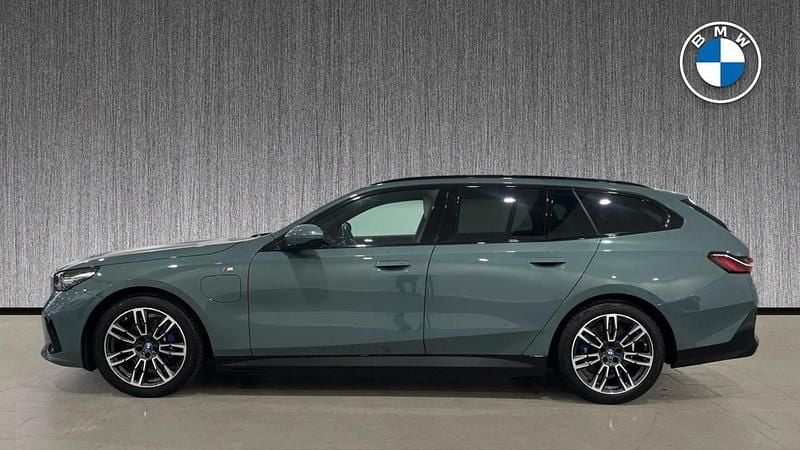 Used BMW 530e M Sport 295 HP (216 kW) 2024 Green Estate