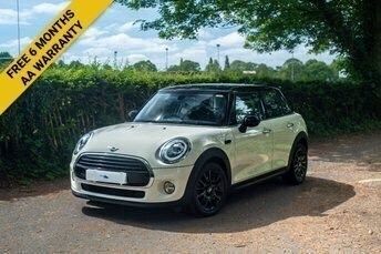 White Used 2018 Mini Cooper Hatch Hatchback | £11,195 (Fair price) - Image 1/3