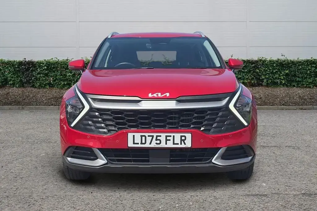 Used Kia Sportage 2025 Red SUV