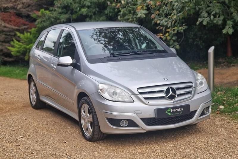 Silver Used 2011 Mercedes B160 SE MPV | £1,499 (Super price) - Image 1/1